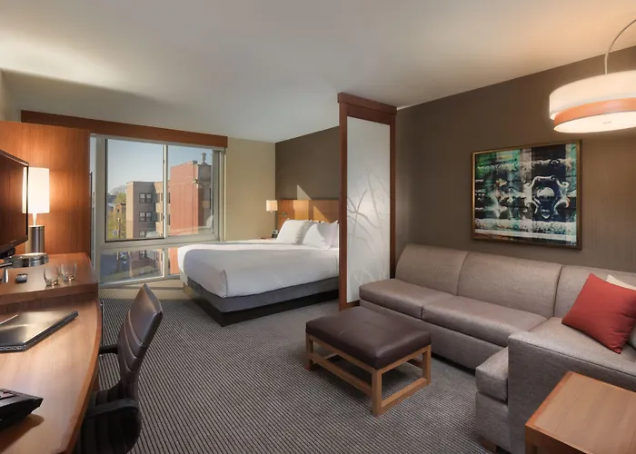 Hyatt Place Chicago-south/university Medical Center