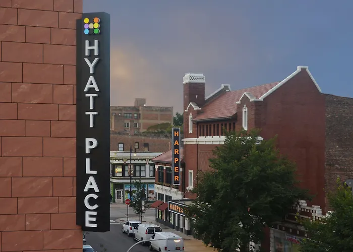 Hyatt Place Chicago-south/university Medical Center 3*